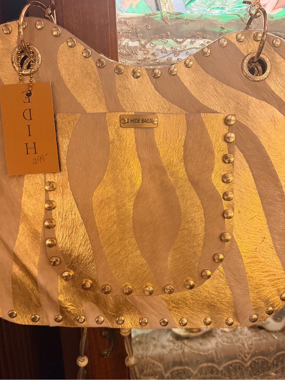 I Hide Bags Gold Zebra On Hidetote